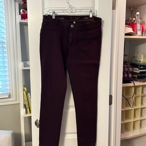 Like new maroon skinny jeans.